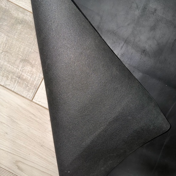 Lululemon Black Yoga Mat - Picture 5 of 5